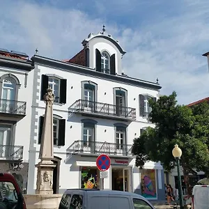 https://edificio-charles-102.madeira-islandshotels.com